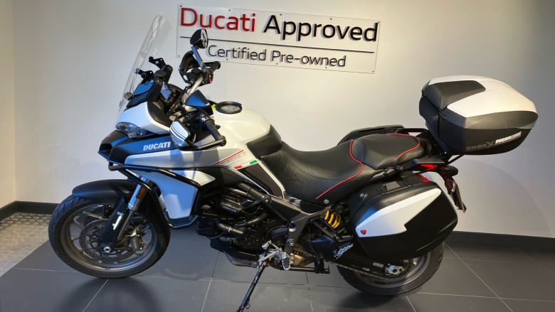 Ducati Multistrada 950 - Red